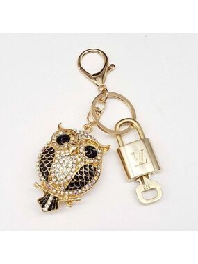 LV Gold Padlock Authentic 🔑 Luxury Bag Charm w/ Unbranded Owl Keychain